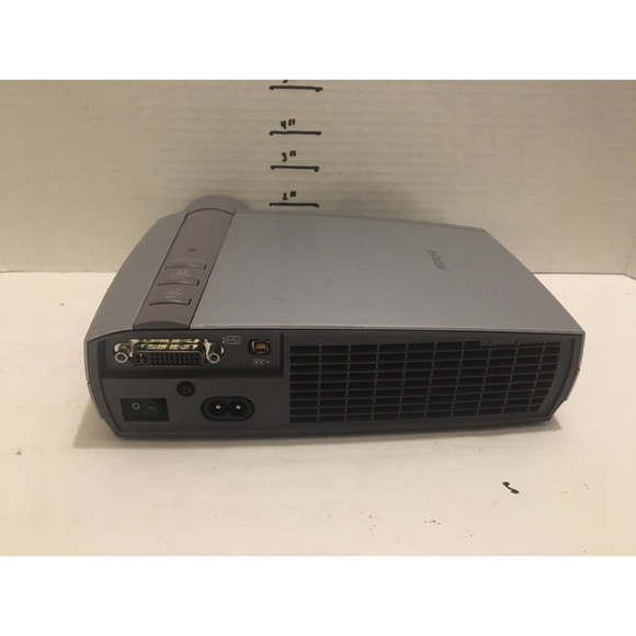 Infocus projector model LP130 only 1514 lamp hours - Picture 6 of 8